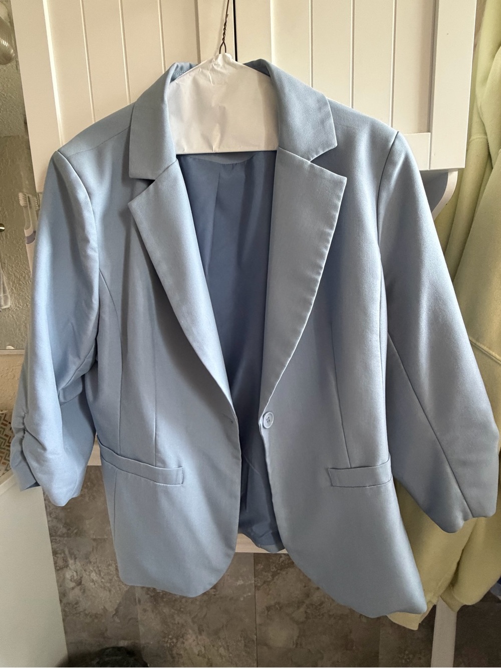 Light Blue Women's Single-Button Blazer